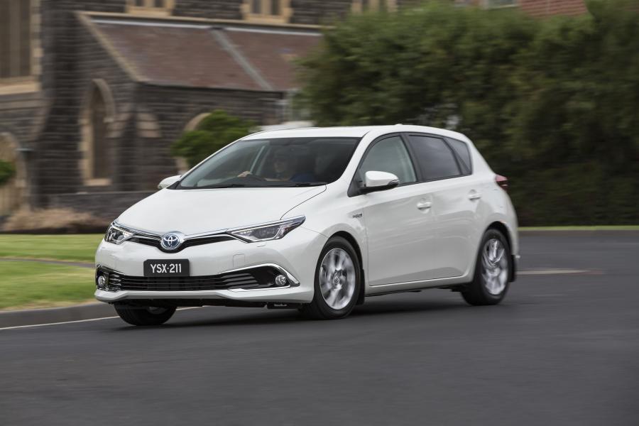  Toyota Corolla Hybrid 2016 года  (AU) (фото 6 из 19)